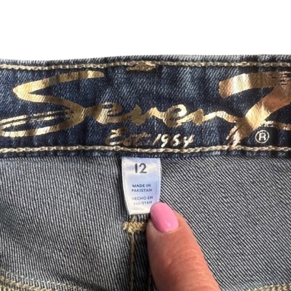 Seven7 Medium Wash Blue Denim Raw Hem Boyfriend Relaxed Jean Shorts Sz 12 - Picture 5 of 10